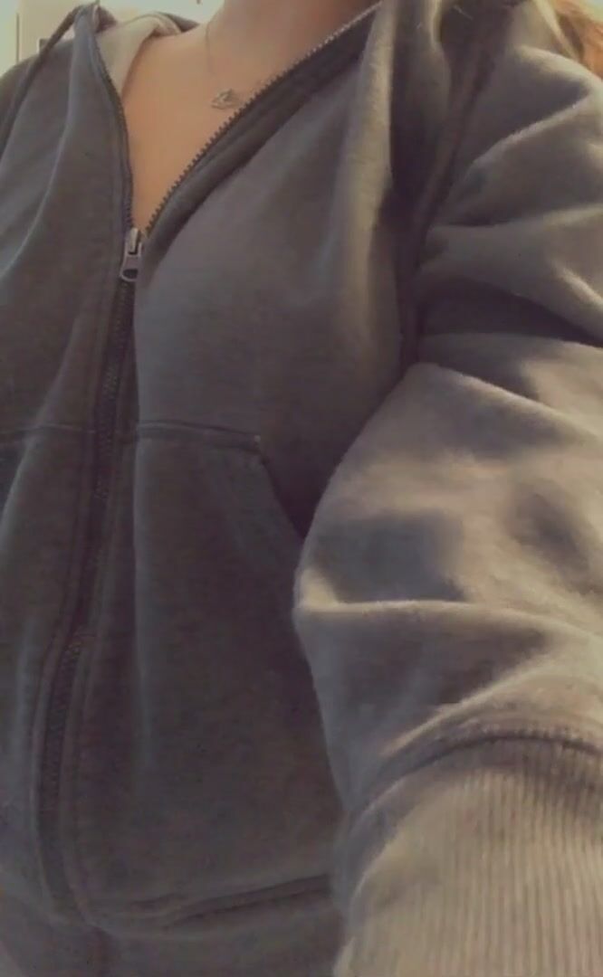Would love to make these tits bounce while riding some dick