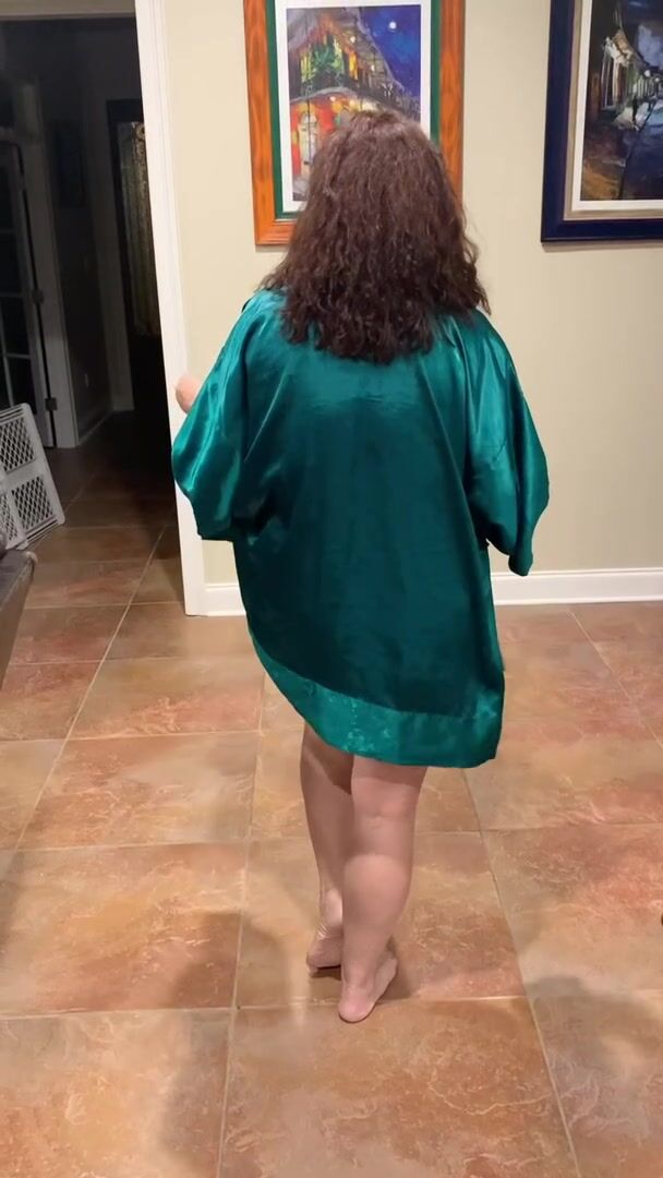 Sexy walk with robe drop!!