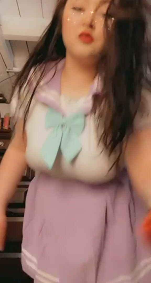Just wanted to show off my school girl outfit ????