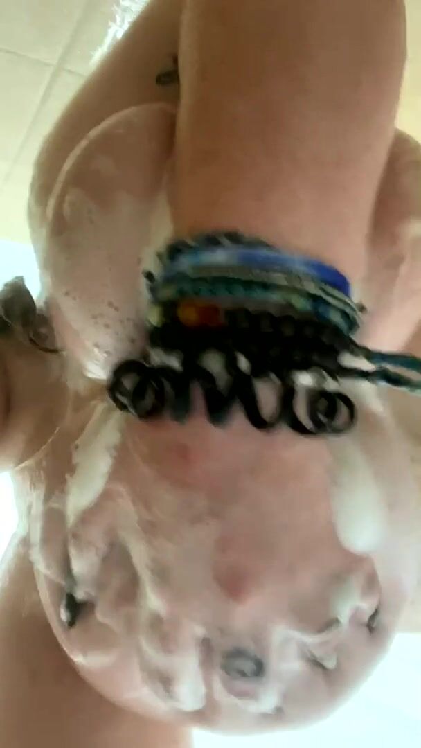 Y’all into chubby bitches with huge tits? We Females don’t get much lovin outside of these communities