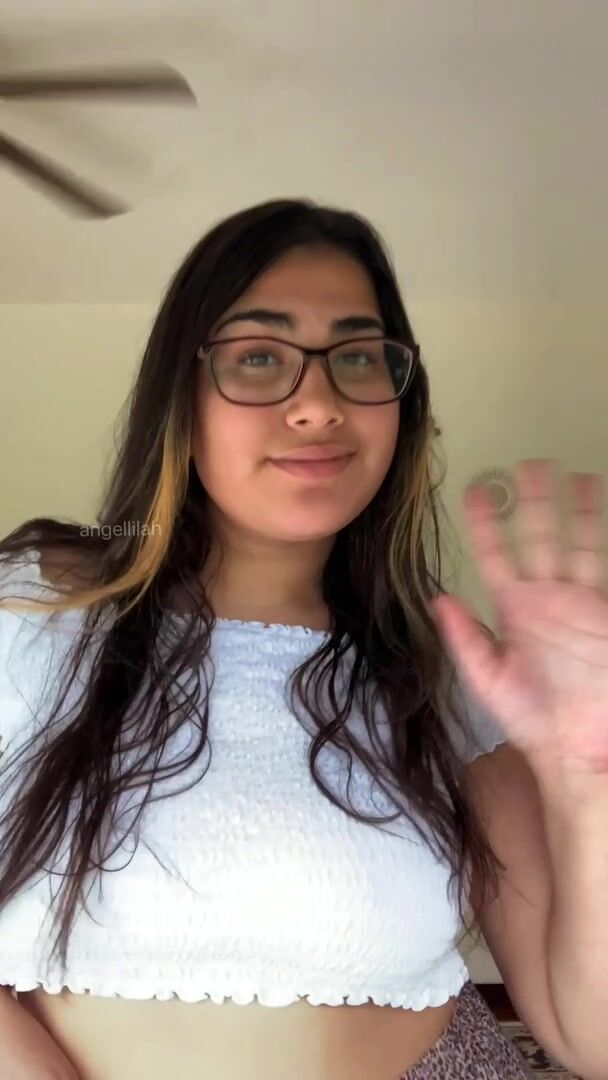 start off your day right with my cute asshole spread ;)