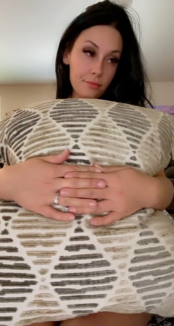 Do chubby Latinas turn you on?