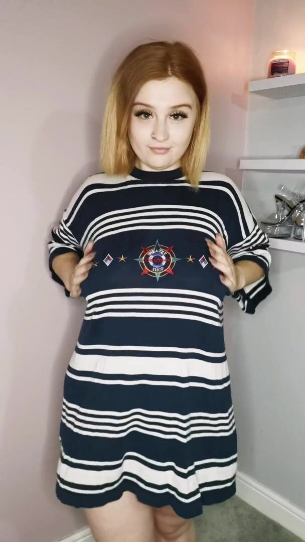Do you want to fuck a chubby red-head?