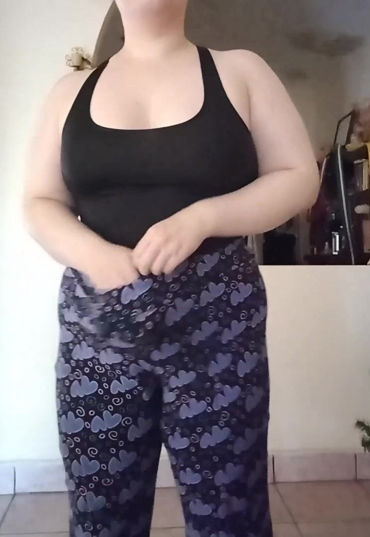 5'1 chubby latina