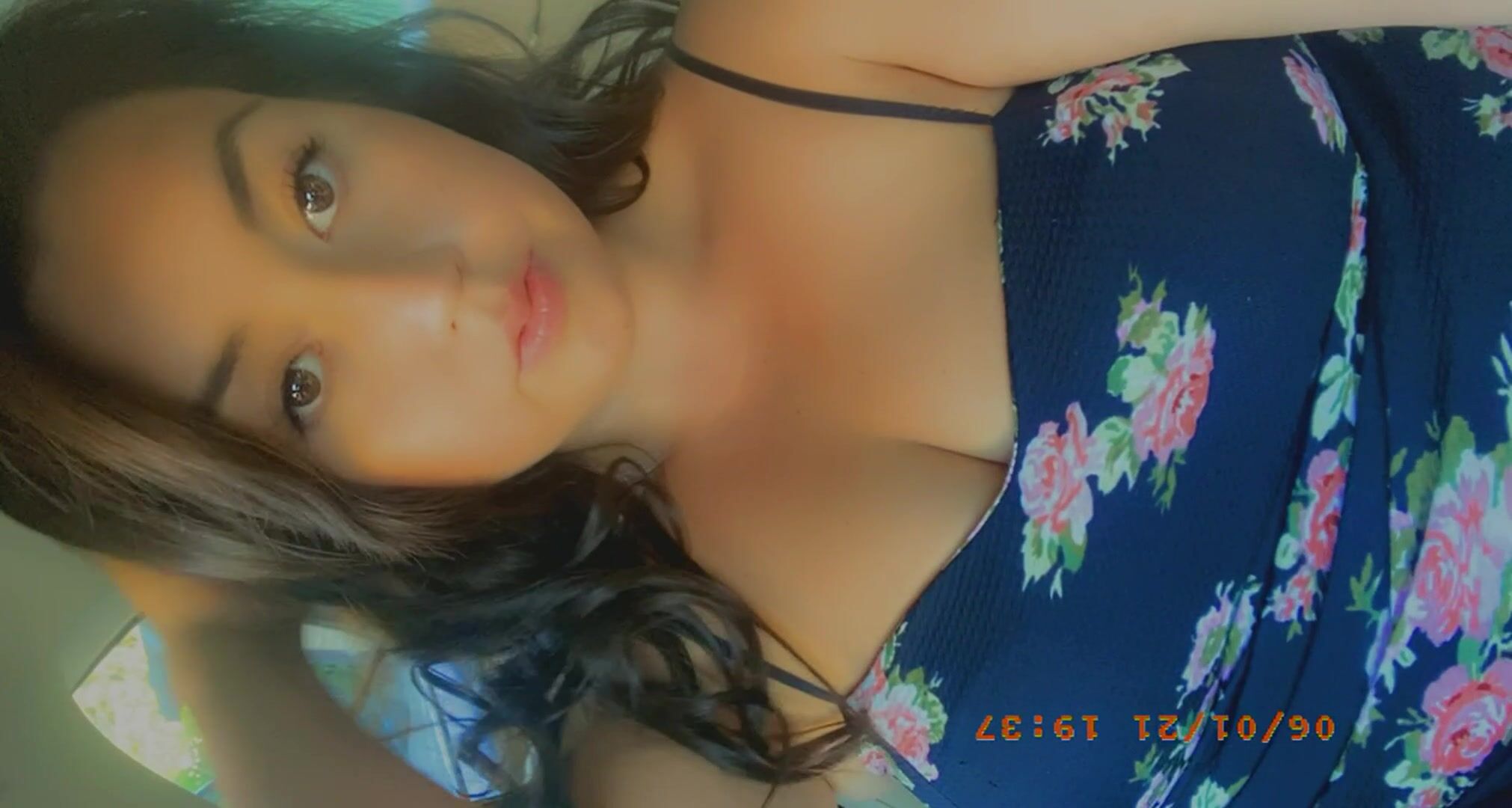 No panties for this chubby pussy