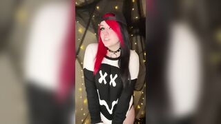 It’s time for chubby goth titty drops!!!