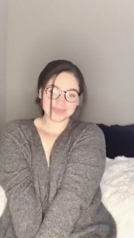 Is my chubby mom bod still fuckable? ????