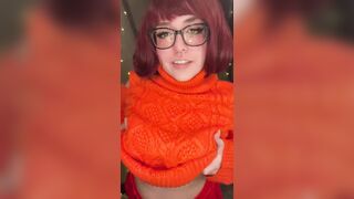 Chubby: Ever wondered what Velma was hiding under that sweater? #3