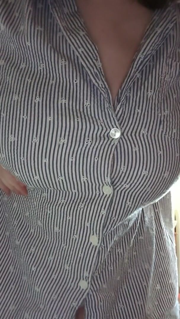 This is for anyone who was curious about whats under my shirt in my last post