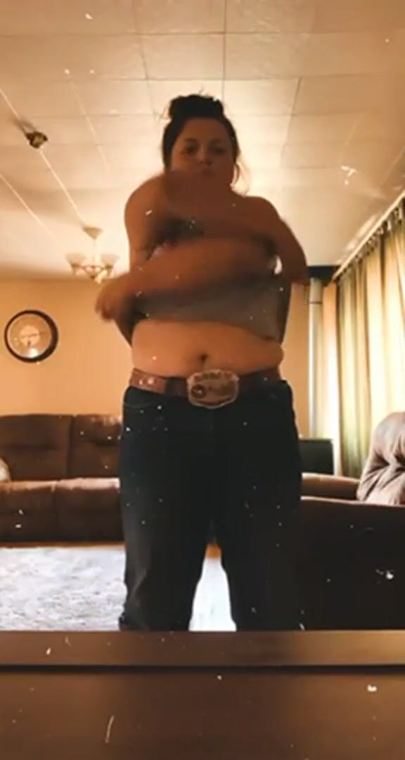 This didn’t get enough attention last time I posted it,give my tits the love they deserve