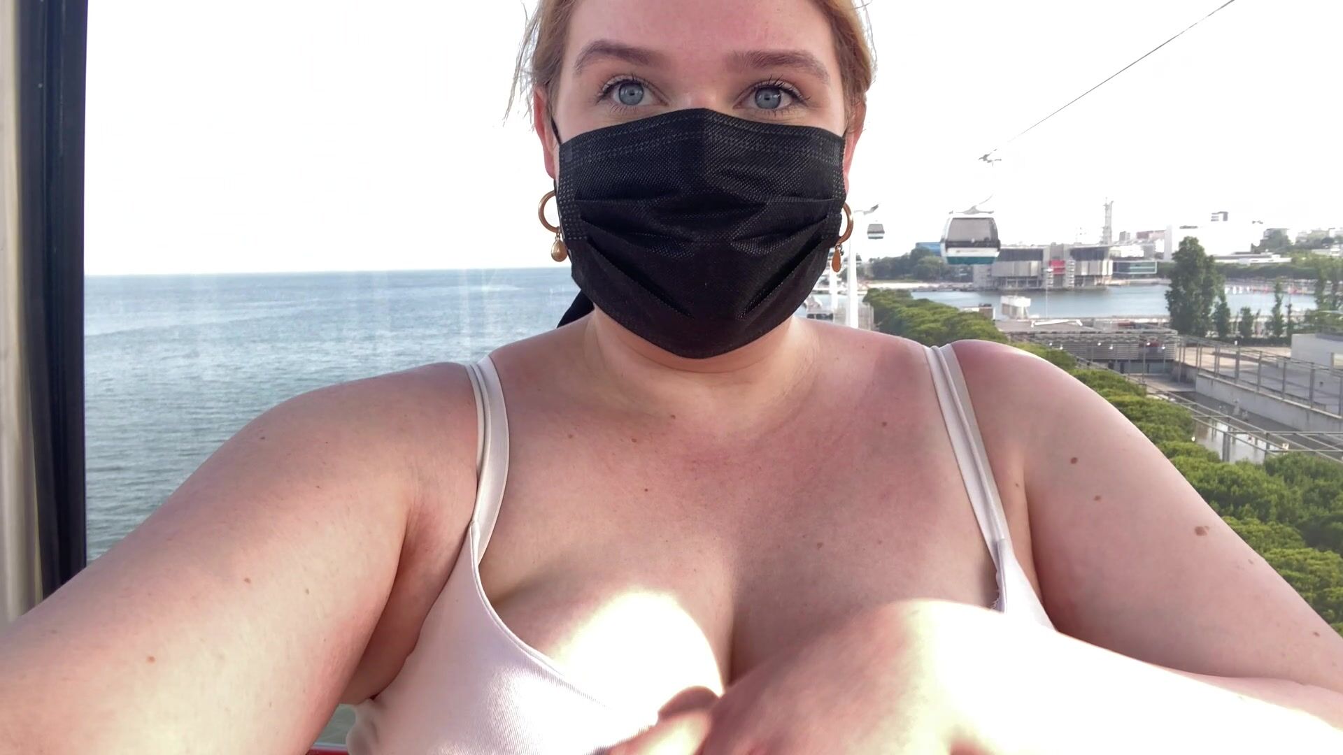 Could I flash you in public..?