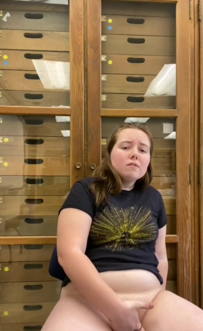 Making myself cum in a lab