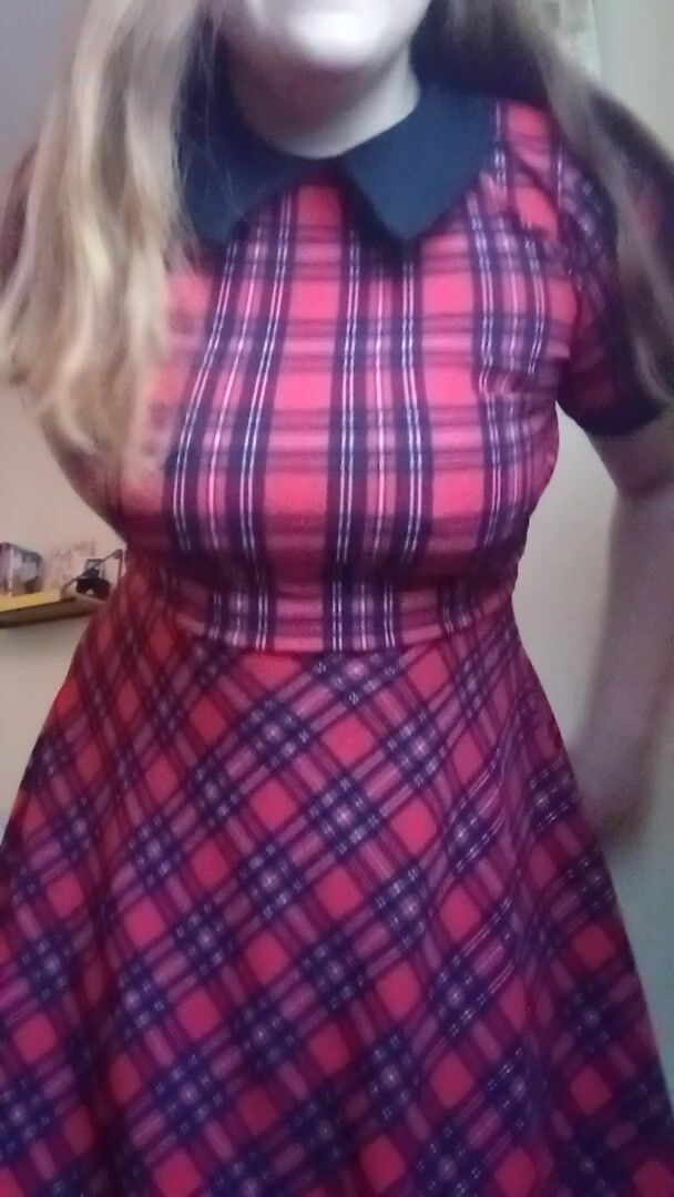 Would you eat my fat juicy pussy?